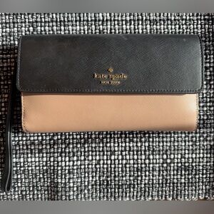 Kate spade trifold wristlet wallet